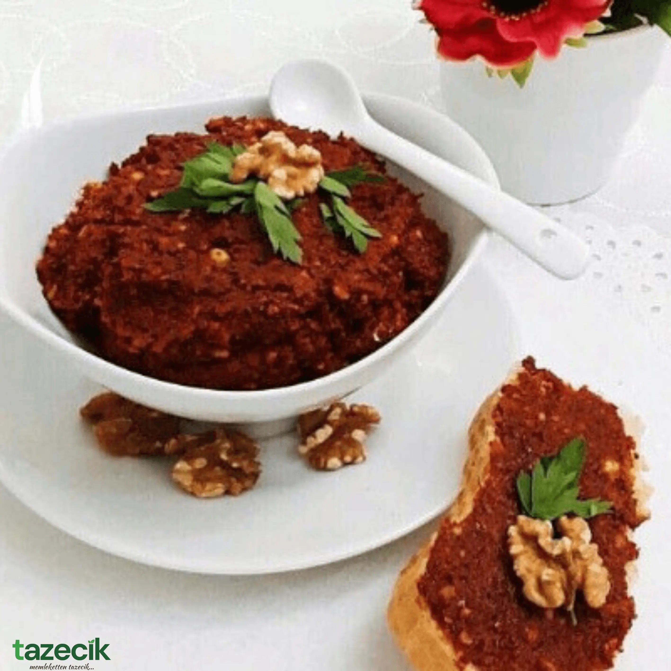 Kahvaltılık Cevizli Çemenli Acuka - 350g Tazecik