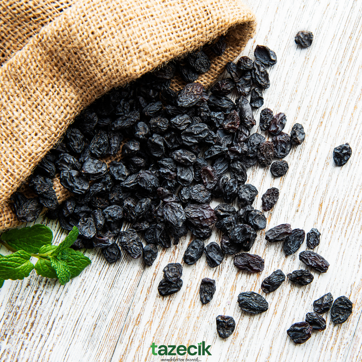 Çekirdekli Siyah Kuru Üzüm - 500 gr